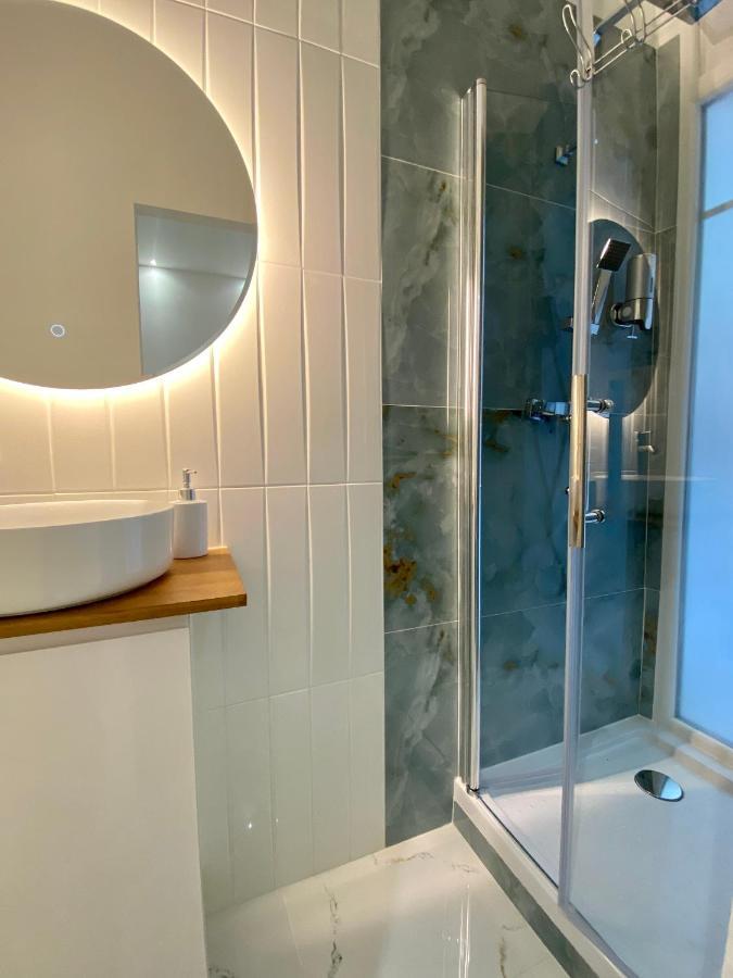 Hyper Centre - Air-conditioned - Quiet - Tramway - Equipped Kitchen - Wifi Appartement *